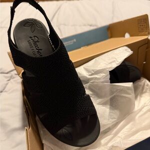 Skechers Women's Elegant Black Sandals